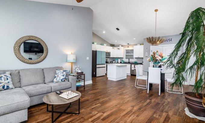 Wirtz Cottage | Smith Mountain Lake Cottage