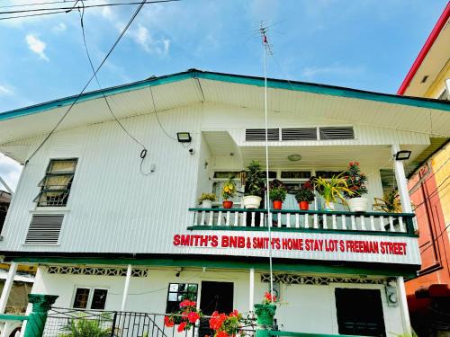 Georgetown House | SMITH'S BNB ROOMS