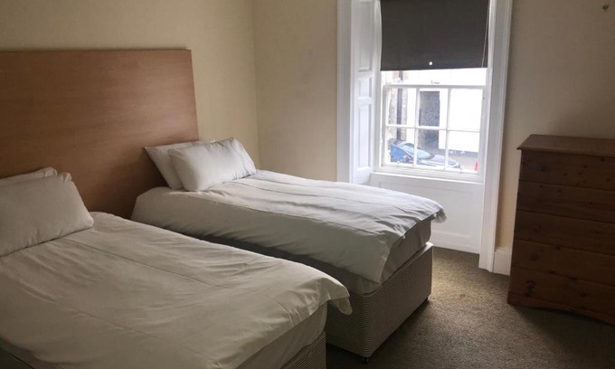 Cumbernauld Apartment | Smithyends Apartments