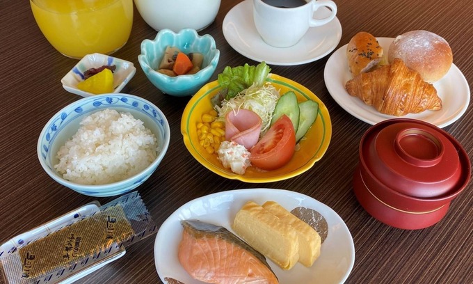 Higashi Ward Hotel | Smoking single room Corner room with sofa Br/Okayama Okayama