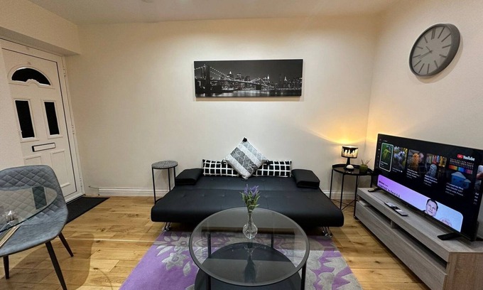 Reading Apartment | Snug retreat in Reading