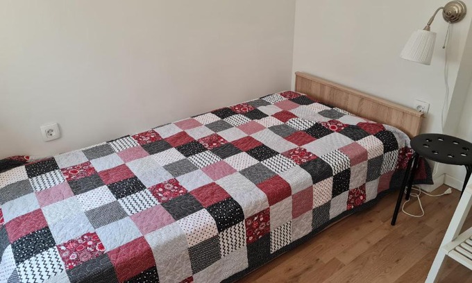 Slovenj Gradec House | Soba št. ena v Hotelu pri babici