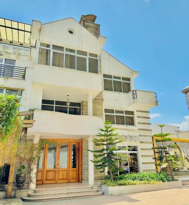 Bole Bed & Breakfast | Social House