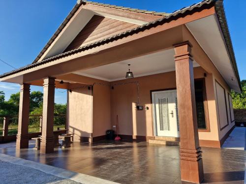 Kampung Raja Dagang House | Sofhea Homestay Cherang Ruku