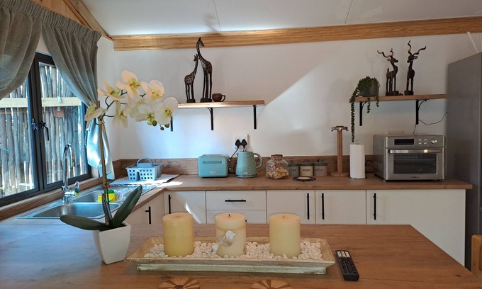 Kloof Cabin | SOH Simple Accomodation - Chic Cabin in Kloof