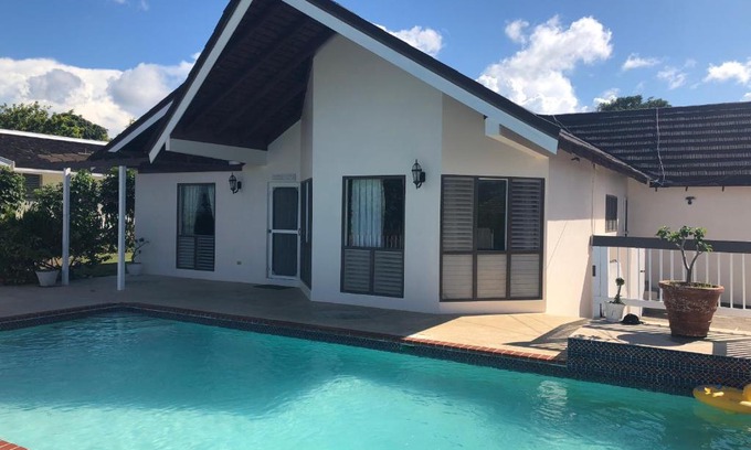 Silver Sands Villa | Sol Mar Villa