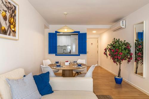 Las Acacias Apartment | SOLIS MARE APARTMENTS - Pedregalejo Beach