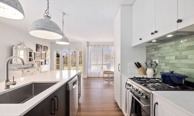 Braidwood House | Solus House: Braidwood Art Stay