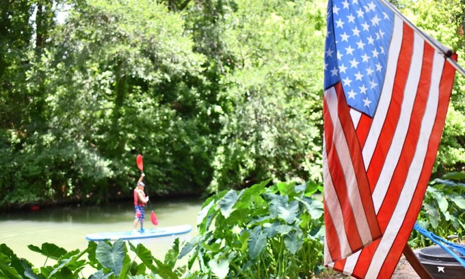 Sutherland Springs House | Son's Rio Cibolo Birdhouse Cabin #19 Family Cabin that Sleeps 6 Comfortably!