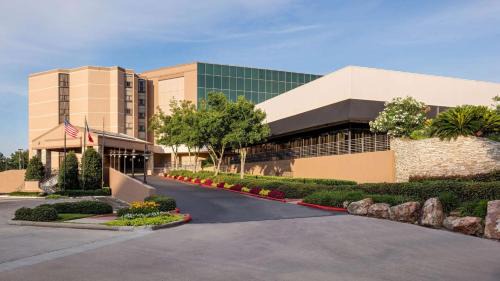 Greater Greenspoint Hotel | Sonesta Hotel Houston IAH Airport