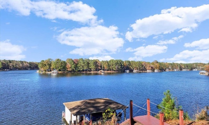 Littleton House | Songbird Haven | Excellent Location | Deep Water | Pet-Friendly