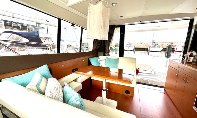 Dusternbrook Boat Rental | Sonnige Yacht Boot Ein Ferienhaus auf dem Wasser