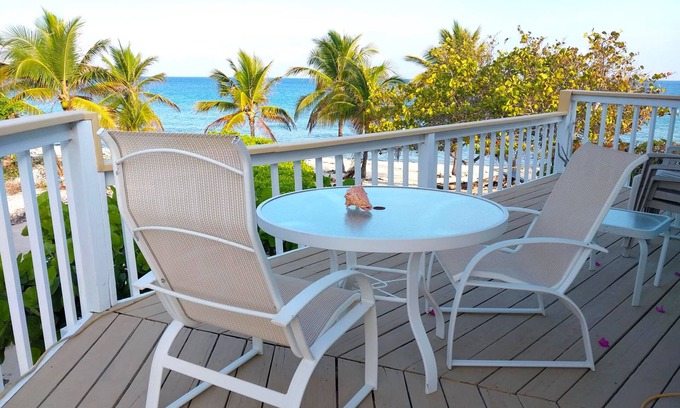 West End House | Sonscape Ocean Odyssey - Home on the Beach with Stunning Views!