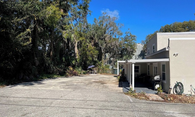 Sanford House | Soothing 4-bedroom house with AC in charming Sanford