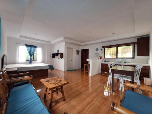 San Pedro House | Soul Shine Beach House Cozy Studio