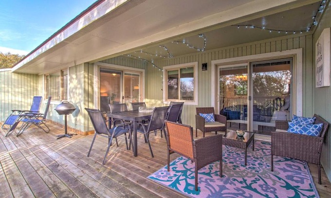 Caswell Beach Apartment | Sound of the Sea Oak Island Condo with Pools!