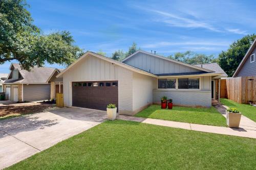 Tanglewood Forest House | South Austin Life