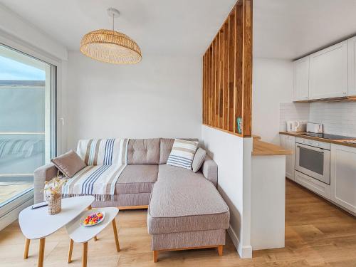 Cabourg Apartment | South-facing terrace, direct beach access