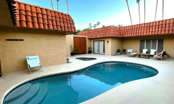 Palm Desert House | South Palm Desert Oasis – 3bdrm+ Home w/Private Pool & Spa by El Paseo!