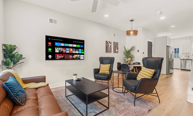 South Philadelphia House | South Philly Game House | Close to Stadiums