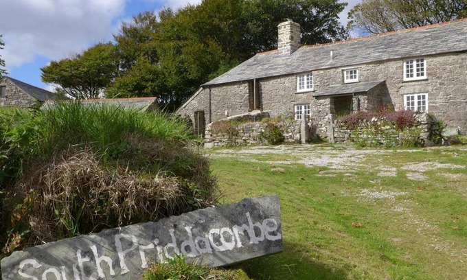 Saint Breward House | South Priddacombe - Bolventor Cornwall