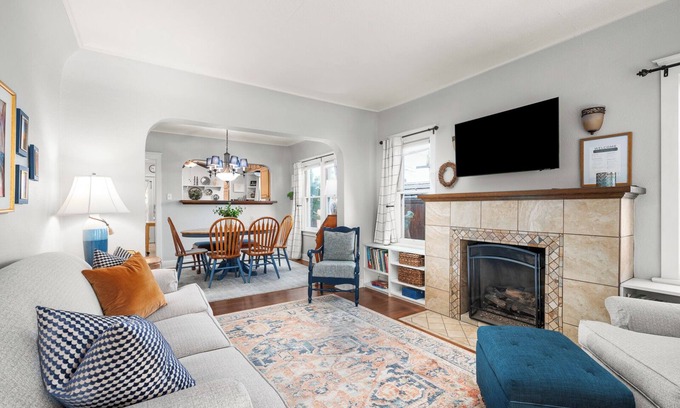 South Redlands House | South Redlands Adorable 2 bedroom Cottage