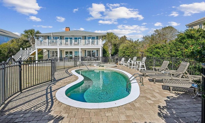 Golden Mile House | Southern Charm - OF Myrtle Beach Home w/Game Room, Pool & Yard