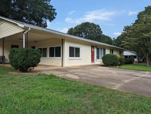 Statesville House | Southern Comfort Statesville