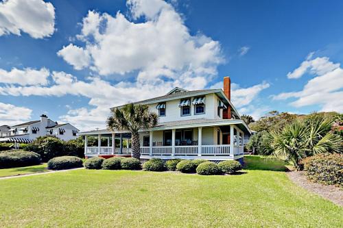 Golden Mile House | Southern Villa