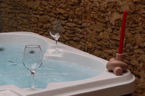 Le Pian-sur-Garonne House | SPA, Élégance et Charme au Cœur des Vignes - Piscine&SPA Décoration Artisanale