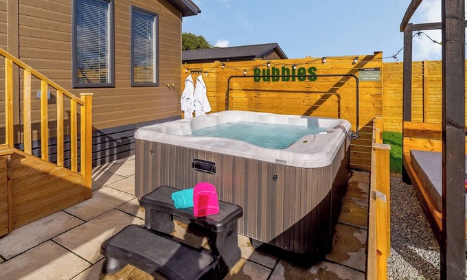 Raywell Ski Chalet | Spa Jubilation Graden (Pet)