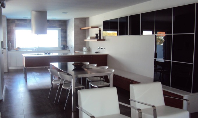 Vila Real Santo Antonio Villa | Spacious Villa V3 - Monte Gordo Beach, Sports and Golf Complex