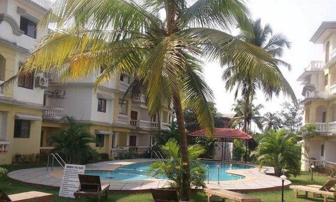 Varca Apartment | Spacious 1 Bedroom Penthouse Apartment with 2 Balconies & Swimming Pool