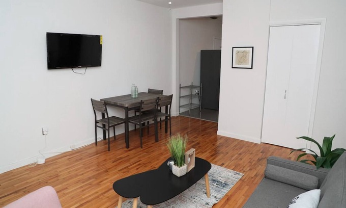 Douglas Apartment | Spacious 2/1 Coral Gables apt w/parking