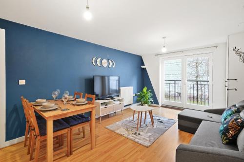 Bishop's Stortford Apartment | Spacious 2BR Apartment, Bishop Stortford Town, Comfy for Contractors and Relocators