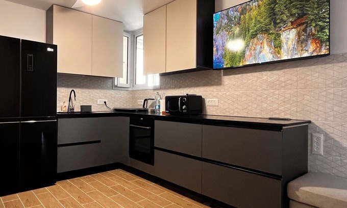 Netanya Apartment | Spacious 3-bedroom apartment in marvelous Netanya with AC, WiFi