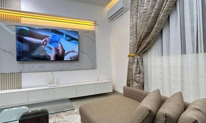 Point E Apartment | Spacious 3-Bedroom Apartment – Perfect for Groups & Families!