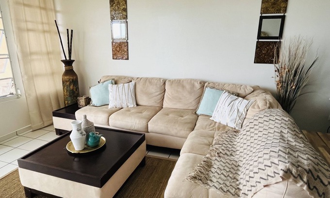 Ceiba Apartment | Spacious 3 bedroom apartment with sea view short drive to ferry station.