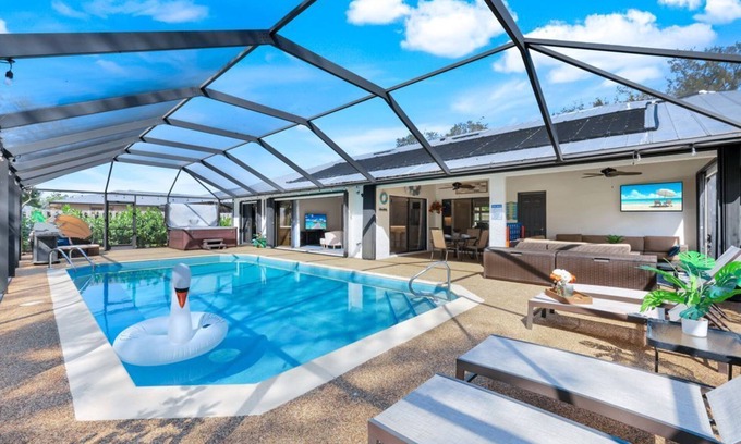 Willoughby Acres House | Spacious 3BD vacation Home w/Pool, lanai & Hot Tub- Near Beaches by Elevated Escapes Group