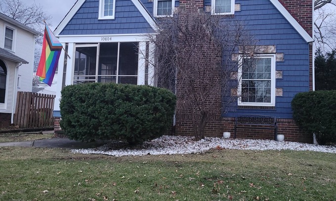 Garfield Heights House | Spacious 4-bedroom house in Garfield Hts w/workout room, wifi, patio,