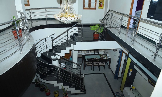 Lalgudi House | Spacious 4-bedroom 5 beds building with WiFi, AC in enjoyable Tiruchirappalli