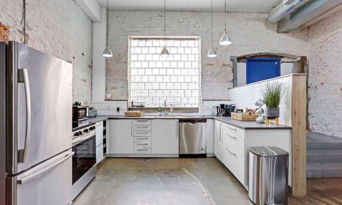 Crossroads Arts District Condo | Spacious 4-bedroom condo-Crossroads, KCMO