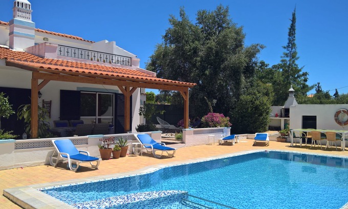 Santo Estevao Villa | Spacious 4 Bedroom Villa With Private Pool