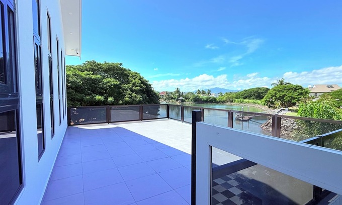 Wailoloa House | Spacious 5-bedroom bungalow in charming Fantasy Island, Nadi