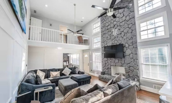 Riverdale House | Spacious 6-bedroom house with Fire Pit, and Game room in enchanting Riverdale