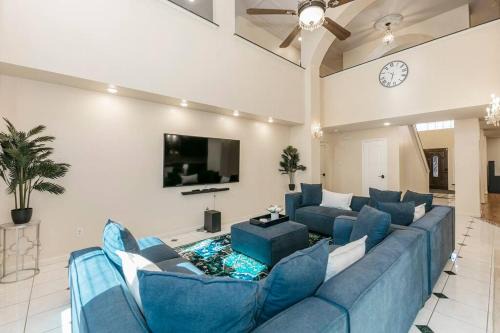 Round Rock House | Spacious and beautiful 6 bedroom house!