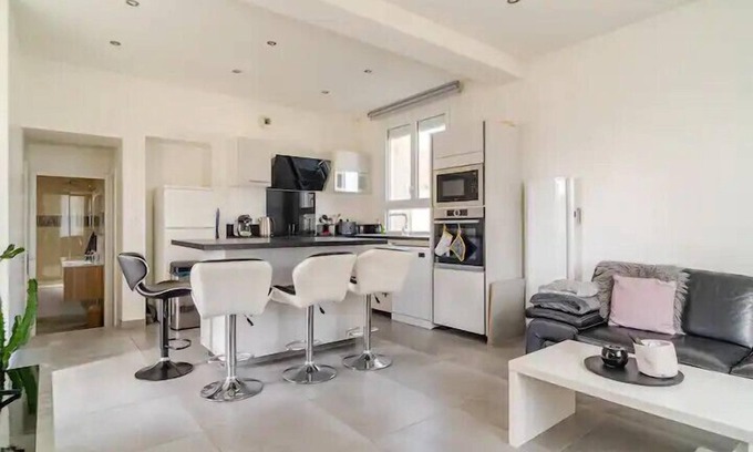 Rocquancourt House | Spacious and comfortable house