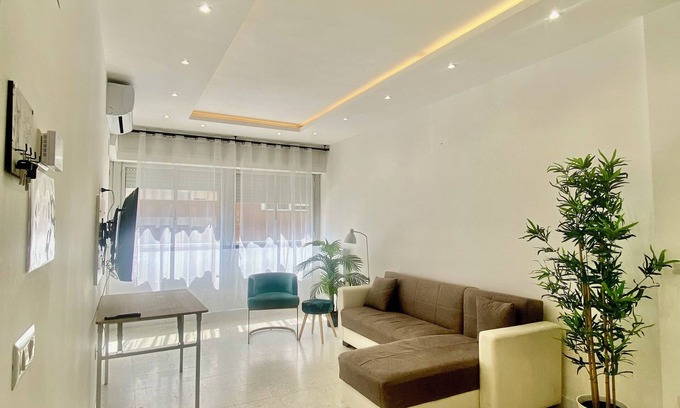 Zona XXIV Fonte Ostiense Apartment | Spacious Apartment EUR-Laurentina - For large groups and families!