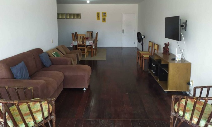 Vicente Pinzon Apartment | Spacious Apartment in Praia do Futuro with 3 Bedrooms.. sea view
