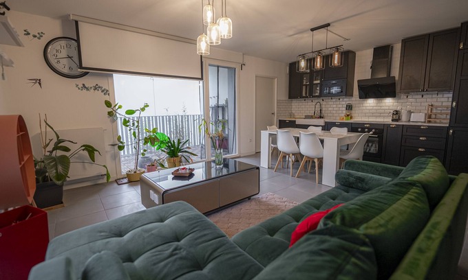 Ginko Apartment | Spacious apartment near the beach
